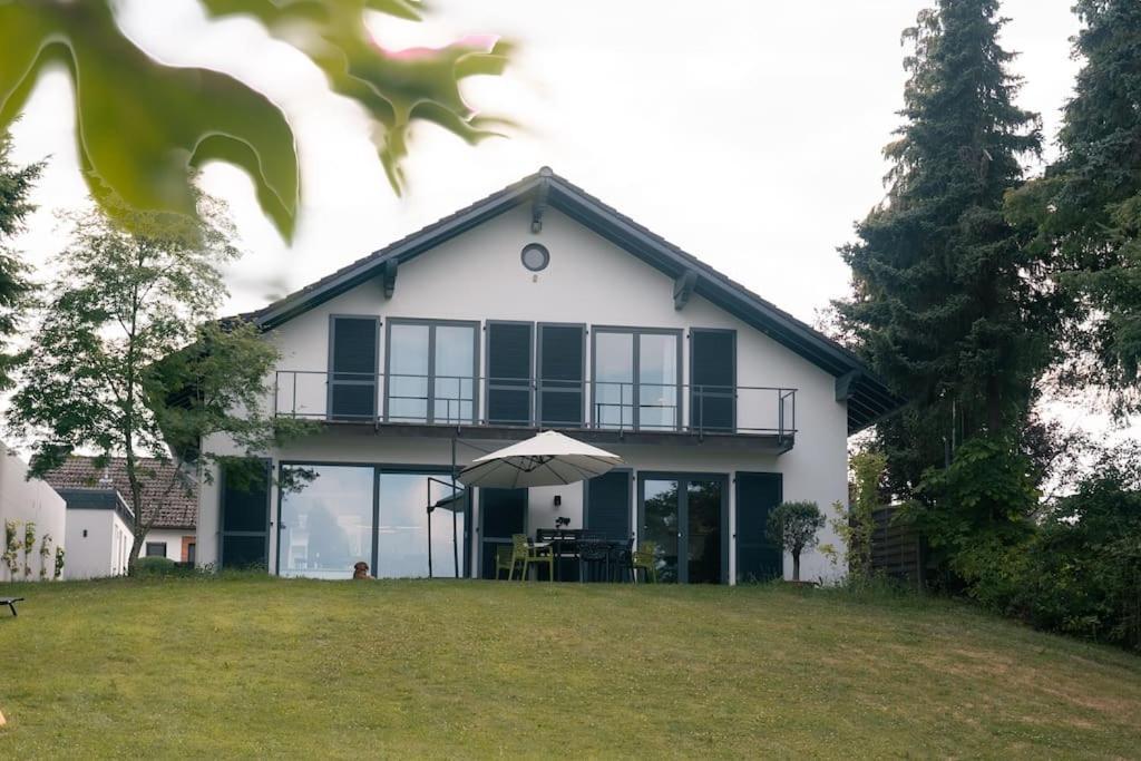 Eifel21 - Stilvolles Haus In Der Vulkaneifel Bleckhausen Eksteriør billede